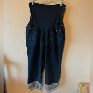 Motherhood Maternity denim capri